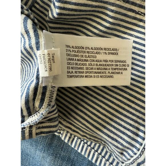 Universal Thread Blue White Striped Smocked Crop Top Women’s Large Summer Tank - Picture 7 of 7